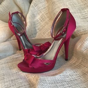 Fuchsia/ Hot Pink Cupid Sandal